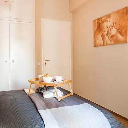 Private Safe With Shared Kitchen & Bath Homestay szállás *