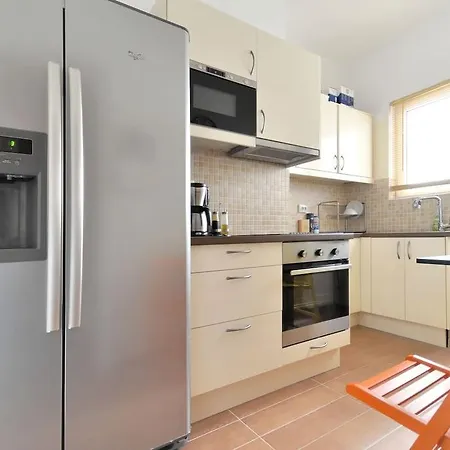 Private Safe With Shared Kitchen & Bath Rum i privatbostad Aten